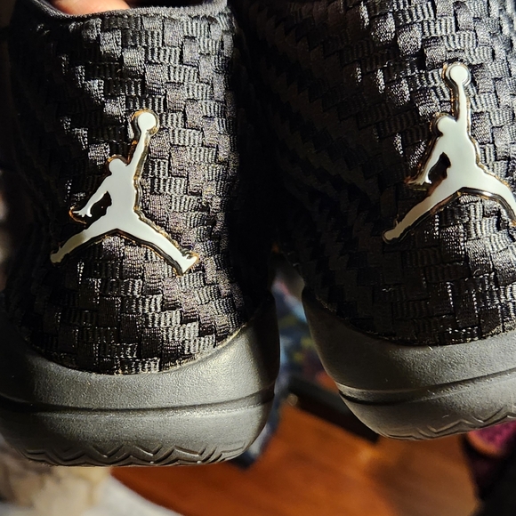Jordan Basket Weave Sneakers - Picture 11 of 16